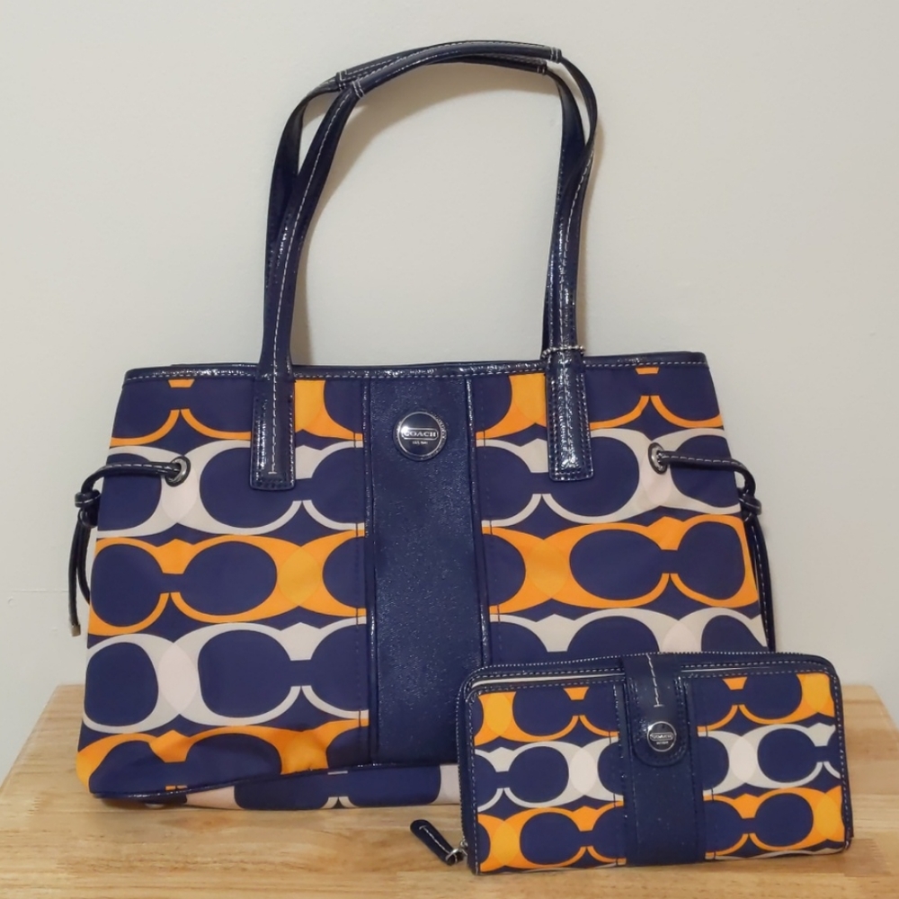 Coach Signature Stripe Drawstring and wallet set